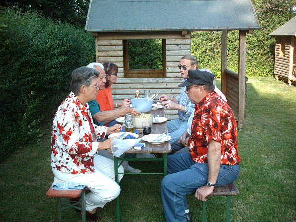 2004 AC Grillen (2)